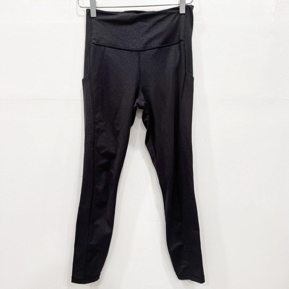 Athleta Ultimate Stash Pocket Embossed 7/8 Tight Legging Black X-Small